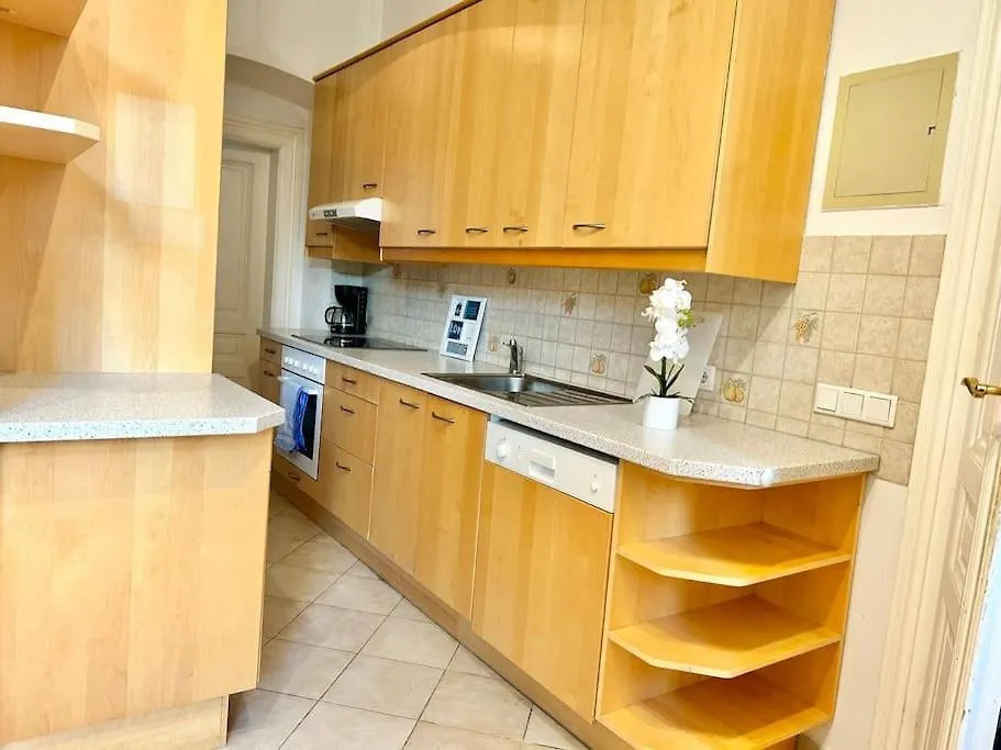 50 M2 Apartment With Free Parking & Netflix Vienna Austria
